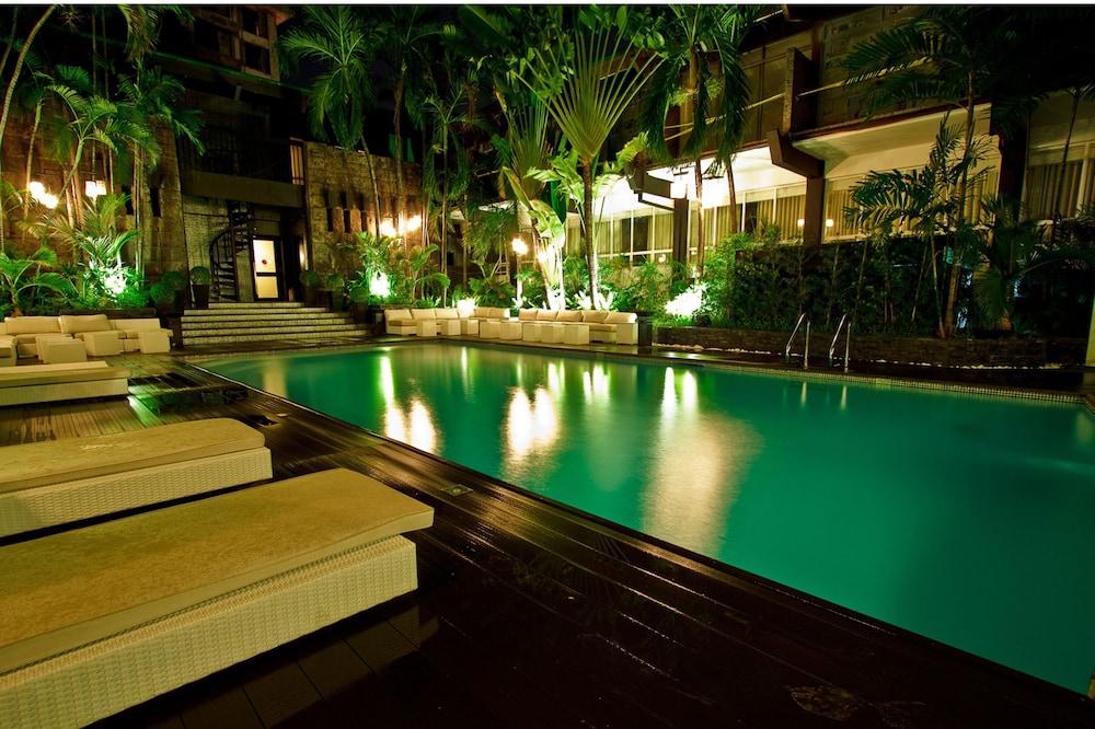 The Sulo Riviera Hotel Quezon City Dış mekan fotoğraf