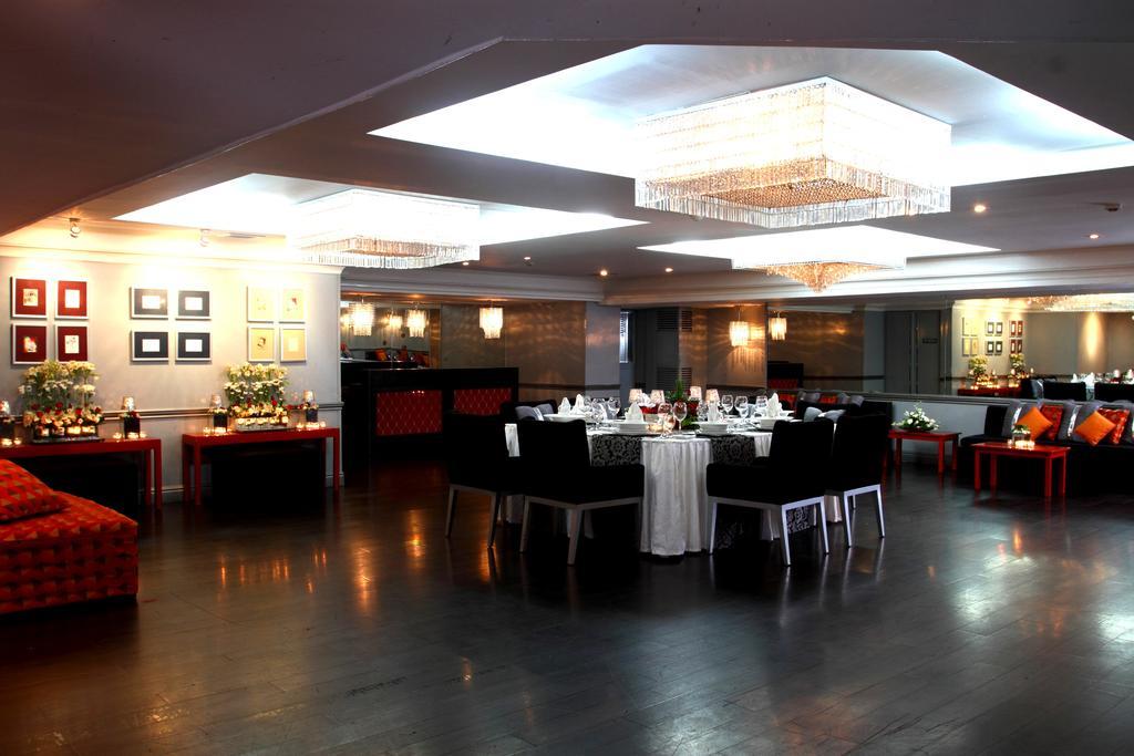 The Sulo Riviera Hotel Quezon City Dış mekan fotoğraf