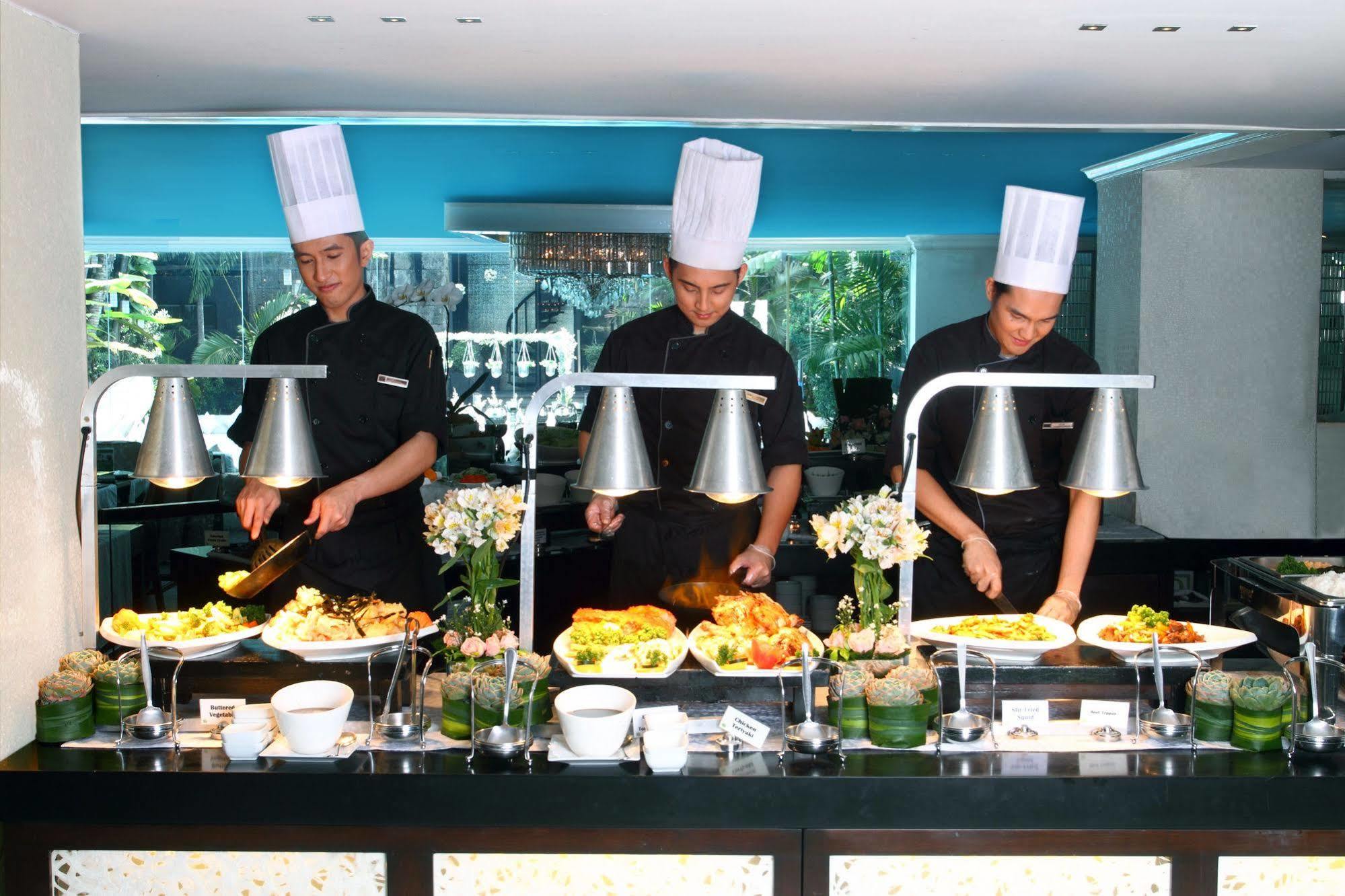 The Sulo Riviera Hotel Quezon City Dış mekan fotoğraf