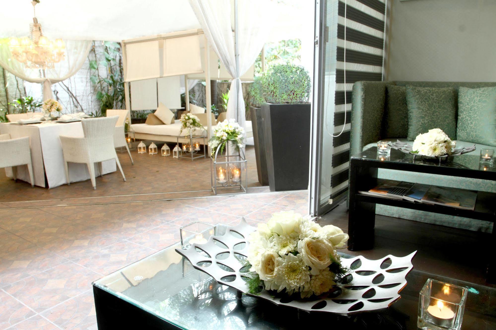 The Sulo Riviera Hotel Quezon City Dış mekan fotoğraf