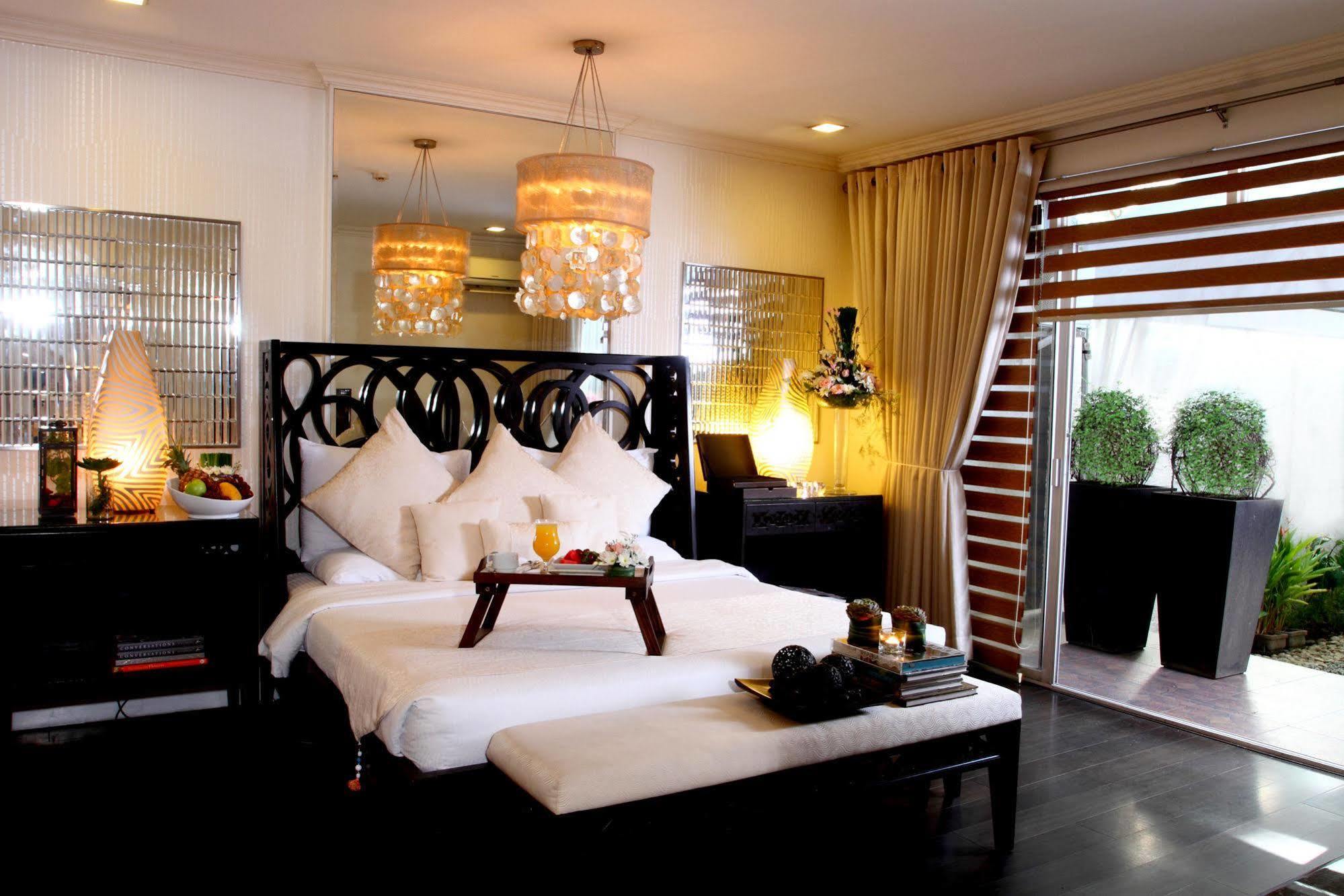 The Sulo Riviera Hotel Quezon City Dış mekan fotoğraf