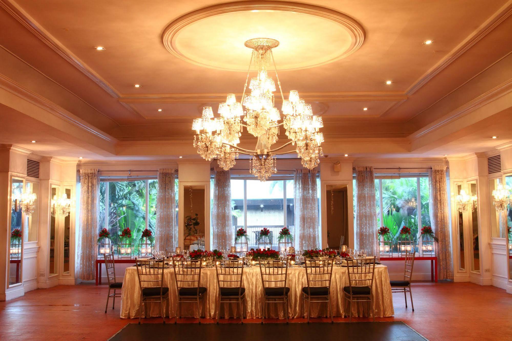 The Sulo Riviera Hotel Quezon City Dış mekan fotoğraf